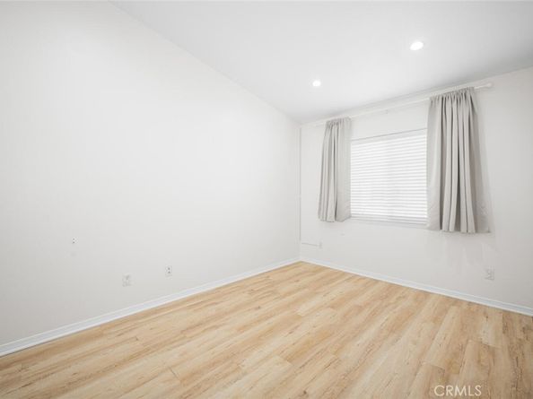 5740 S Glennie Lane C, Los Angeles CA 90016