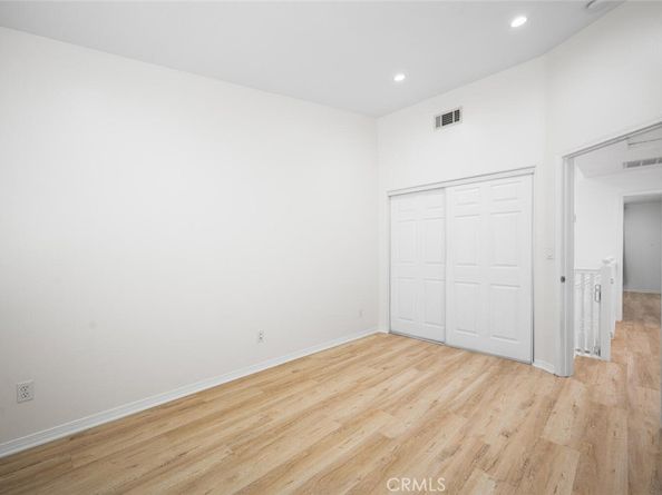 5740 S Glennie Lane C, Los Angeles CA 90016