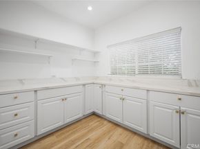 5740 S Glennie Lane C, Los Angeles CA 90016