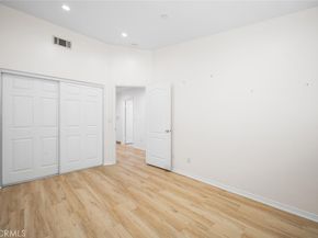 5740 S Glennie Lane C, Los Angeles CA 90016