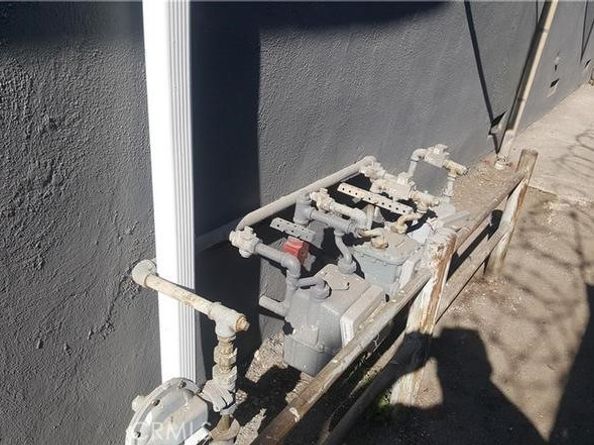 8014 S Western Avenue, Los Angeles CA 90047