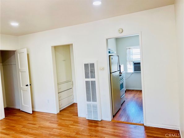 122 Elm Avenue 10, Long Beach CA 90802