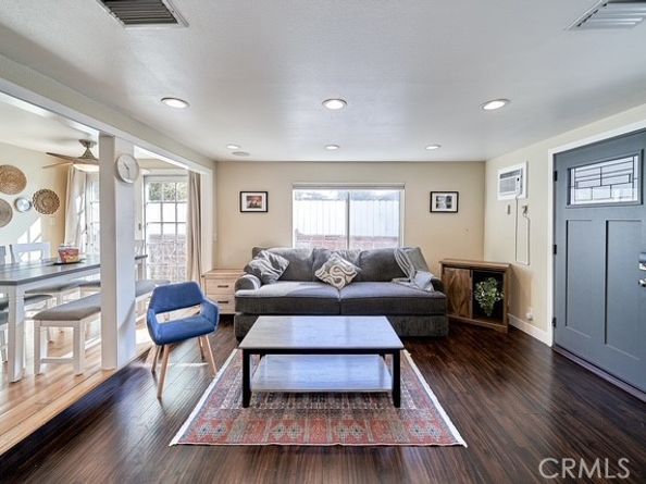 4117 E Theresa Street, Long Beach CA 90814