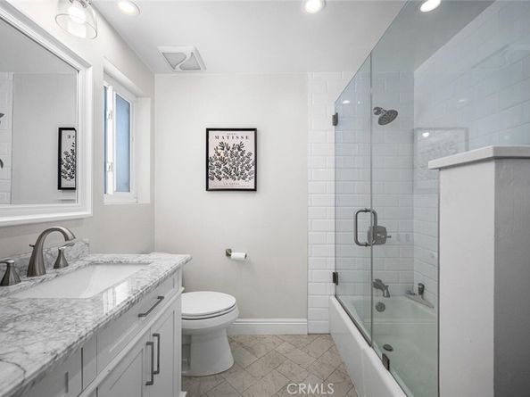 3260 Lilly Avenue, Long Beach CA 90808
