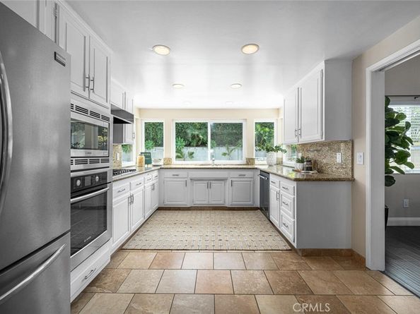 3260 Lilly Avenue, Long Beach CA 90808