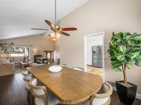 3260 Lilly Avenue, Long Beach CA 90808