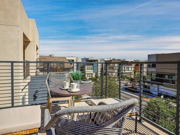 137 Rondo, Irvine CA 92618