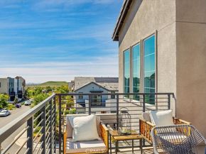 137 Rondo, Irvine CA 92618