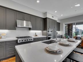 137 Rondo, Irvine CA 92618