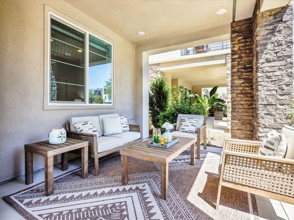 137 Rondo, Irvine CA 92618