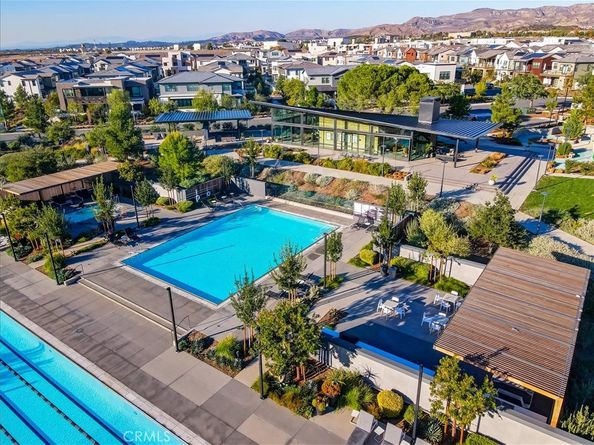 137 Rondo, Irvine CA 92618