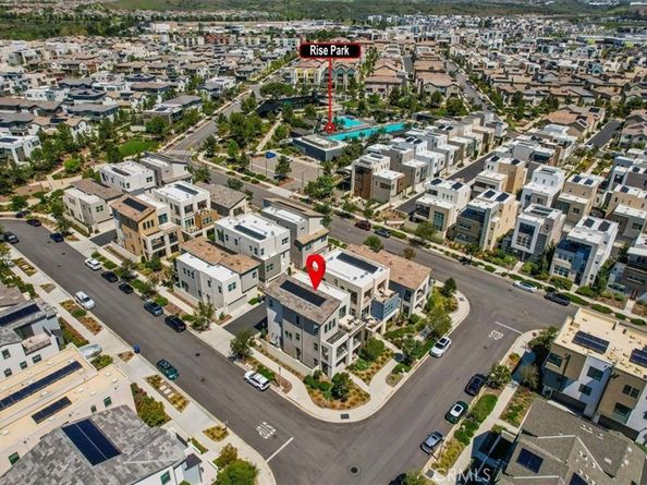 137 Rondo, Irvine CA 92618