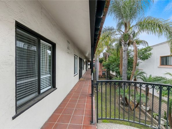 636 Linden Avenue, Long Beach CA 90802