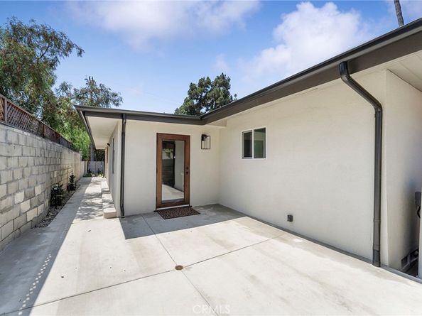 5010 Elmwood Avenue, Los Angeles CA 90004