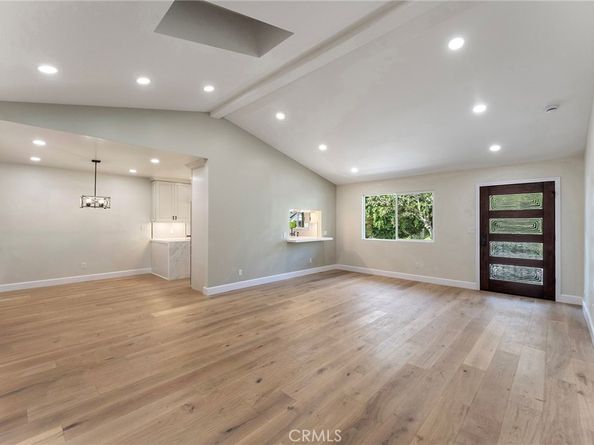 5010 Elmwood Avenue, Los Angeles CA 90004