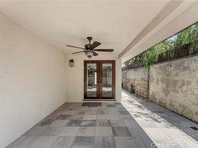 5010 Elmwood Avenue, Los Angeles CA 90004