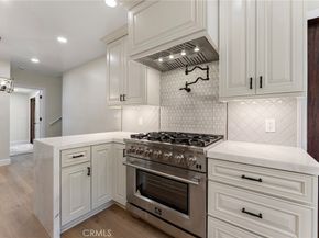 5010 Elmwood Avenue, Los Angeles CA 90004