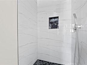 4110 9th Avenue, Los Angeles CA 90008