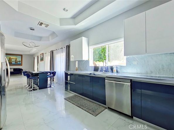 6937 Kian Court, Van Nuys CA 91406