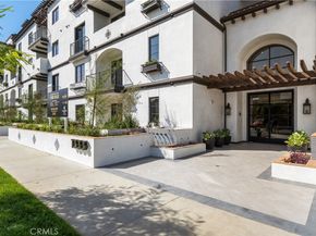 1333 S Orange Grove Avenue 211, Los Angeles CA 90019