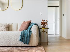 1333 S Orange Grove Avenue 211, Los Angeles CA 90019