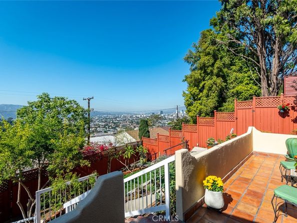 1404 Corona Drive, Glendale CA 91205