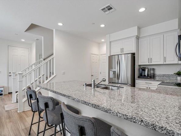 10427 Graphite Street, Spring Valley CA 91977