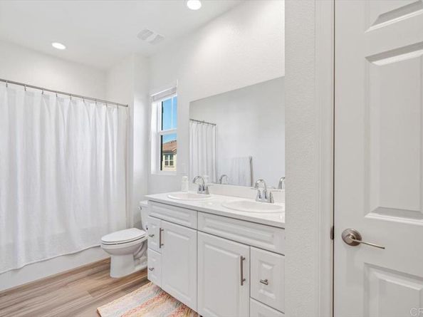 10427 Graphite Street, Spring Valley CA 91977