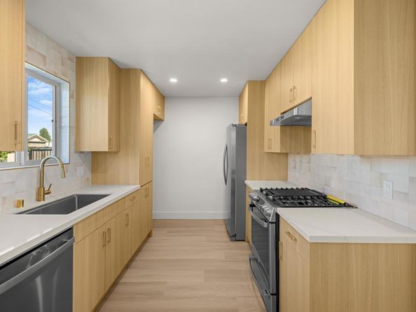 1728 Vesta st, Logan Heights CA 92113