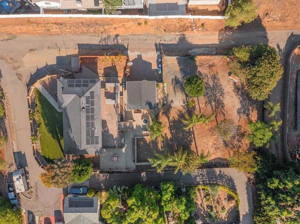 1661 Pepper Dr, El Cajon CA 92021