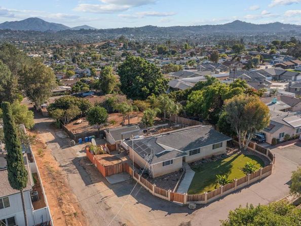 1661 Pepper Dr, El Cajon CA 92021