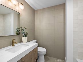 1700 Port Ashley, Newport Beach CA 92660