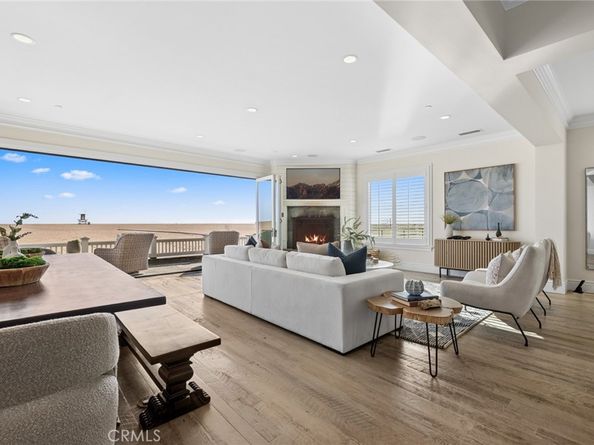 524 W Oceanfront, Newport Beach CA 92661