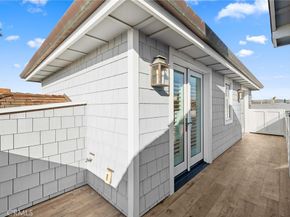 524 W Oceanfront, Newport Beach CA 92661
