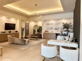 709 E Walnut Street 222, Pasadena CA 91101