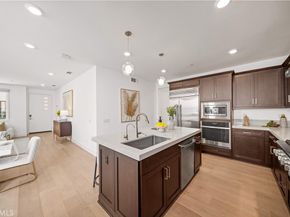 80 Ballast, Tustin CA 92782