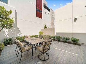 80 Ballast, Tustin CA 92782