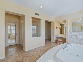 28 Malibu, Irvine CA 92602