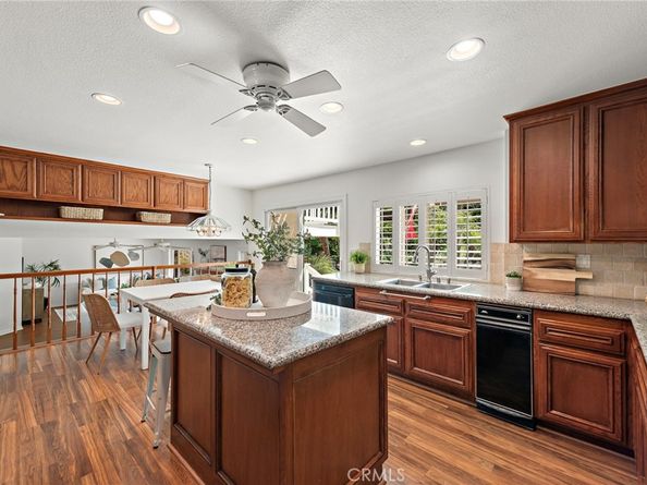 25122 Black Horse Lane, Laguna Hills CA 92653