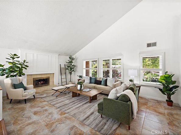 25122 Black Horse Lane, Laguna Hills CA 92653