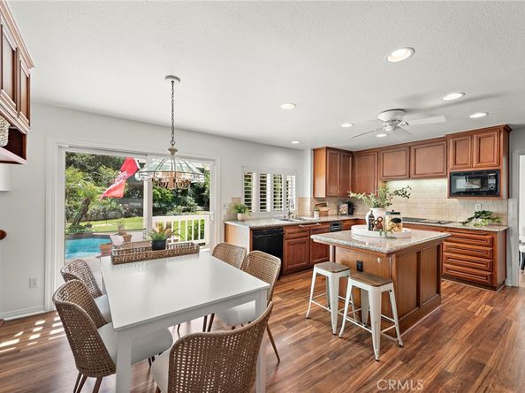 25122 Black Horse Lane, Laguna Hills CA 92653