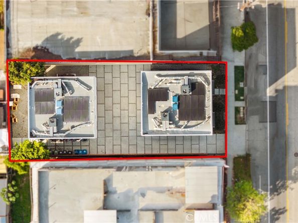 3721 S San Pedro Street, Los Angeles CA 90011