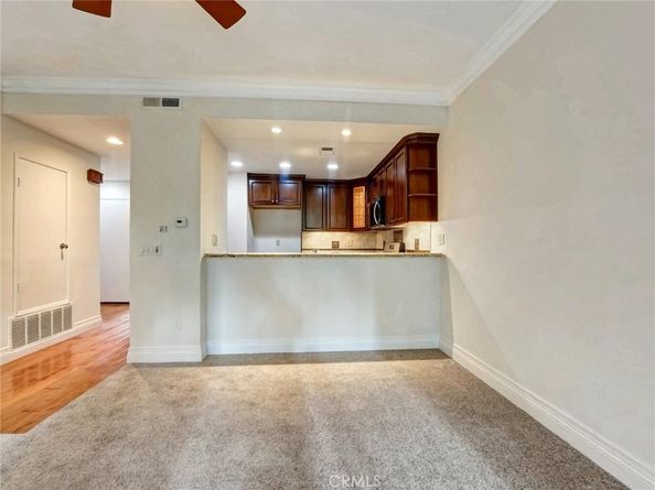 2516 W MacArthur Boulevard C, Santa Ana CA 92704