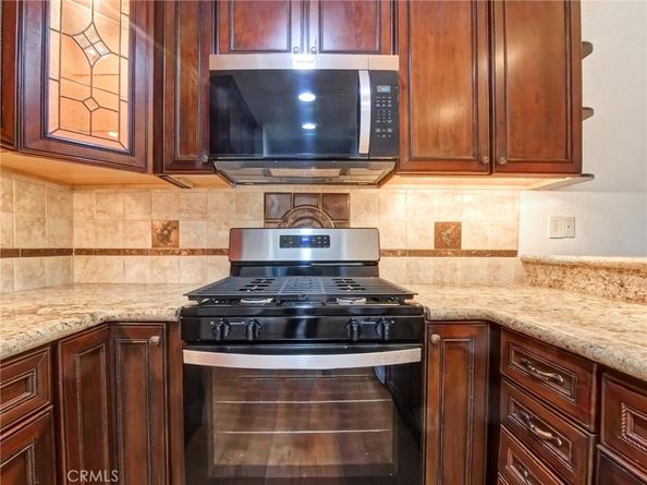2516 W MacArthur Boulevard C, Santa Ana CA 92704