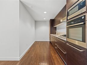 6250 Hollywood Boulevard 4M, Los Angeles CA 90028