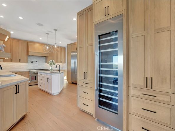 221 Carnation Avenue, Corona Del Mar CA 92625