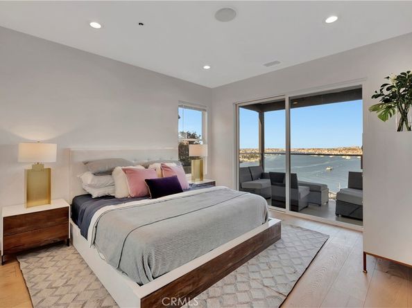 221 Carnation Avenue, Corona Del Mar CA 92625