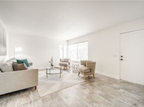 46 Echo Run 16, Irvine CA 92614