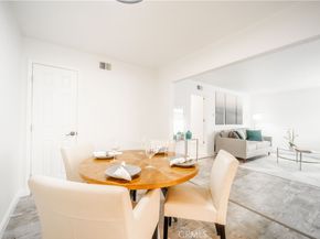 46 Echo Run 16, Irvine CA 92614