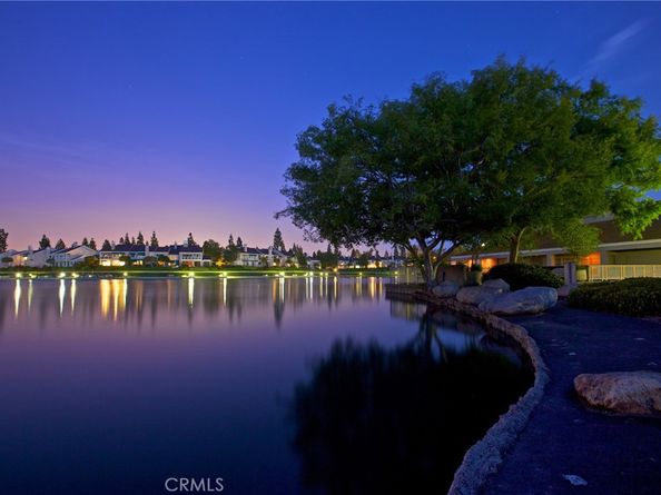 46 Echo Run 16, Irvine CA 92614
